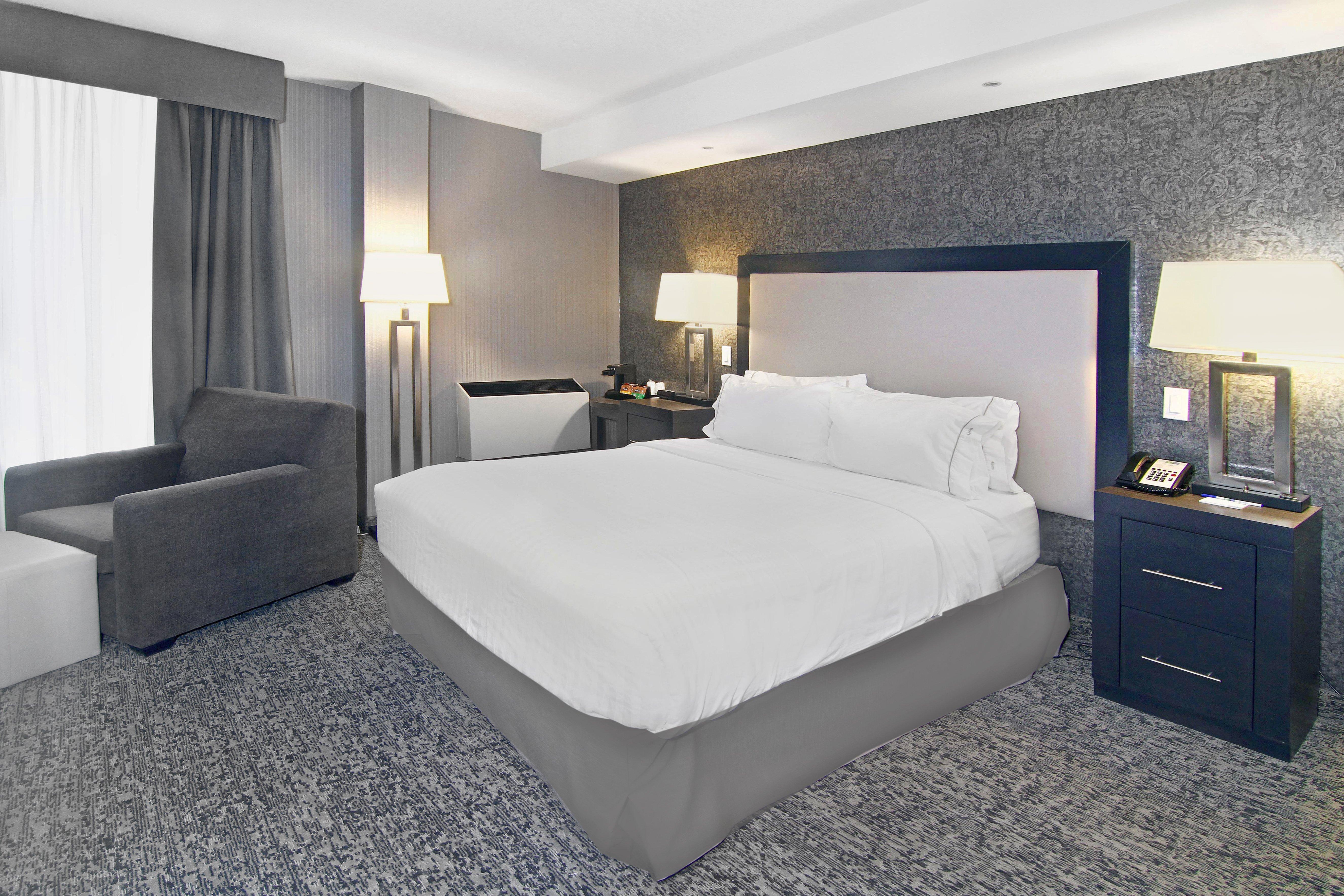 Holiday Inn Express And Suites Calgary By Ihg Екстер'єр фото
