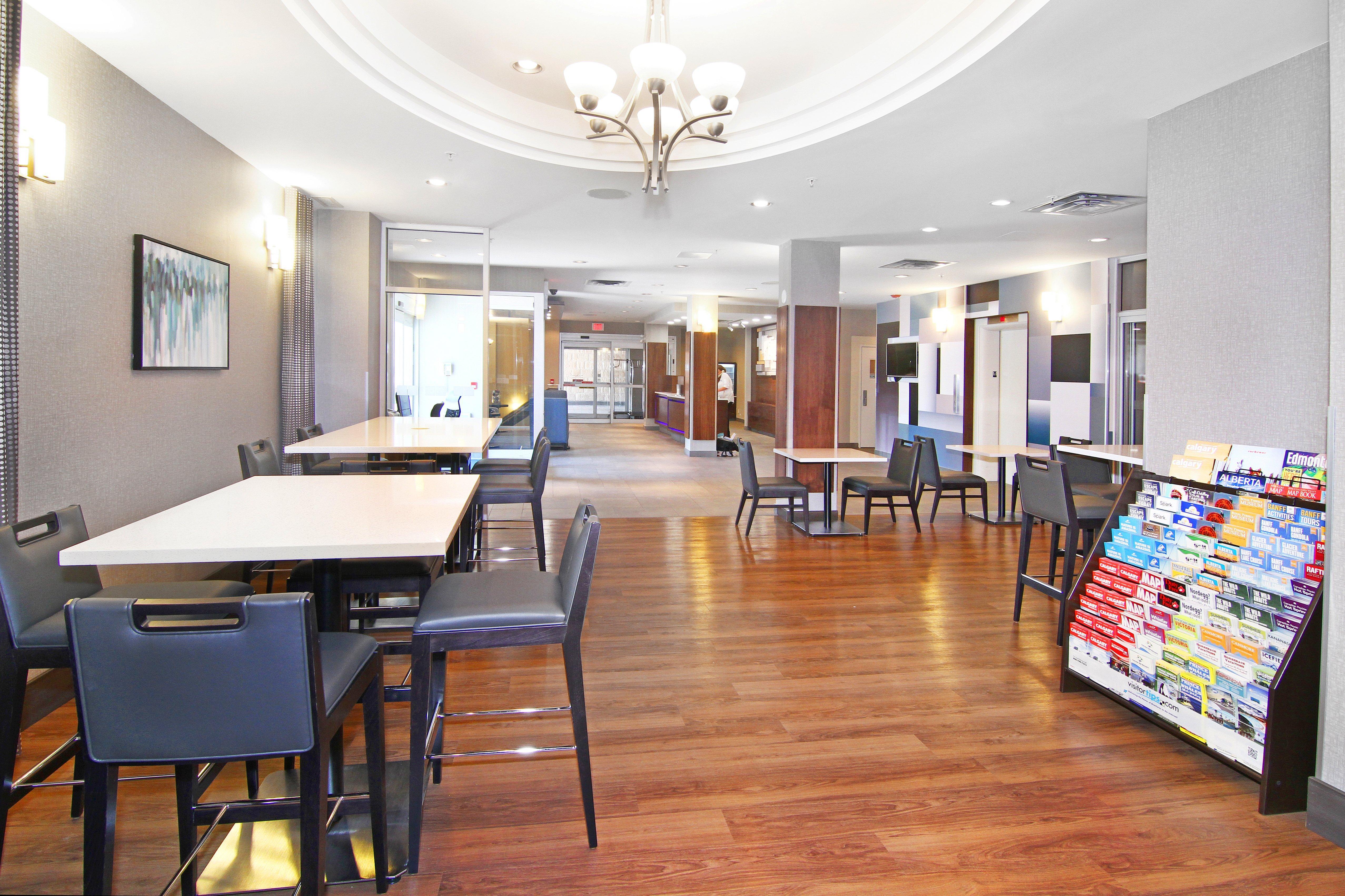 Holiday Inn Express And Suites Calgary By Ihg Екстер'єр фото