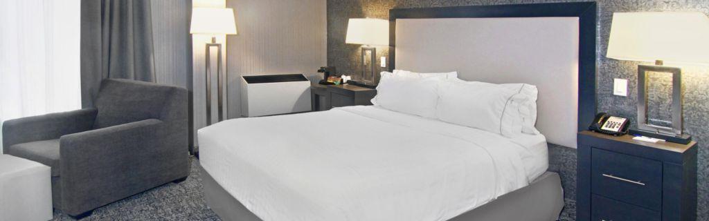 Holiday Inn Express And Suites Calgary By Ihg Екстер'єр фото