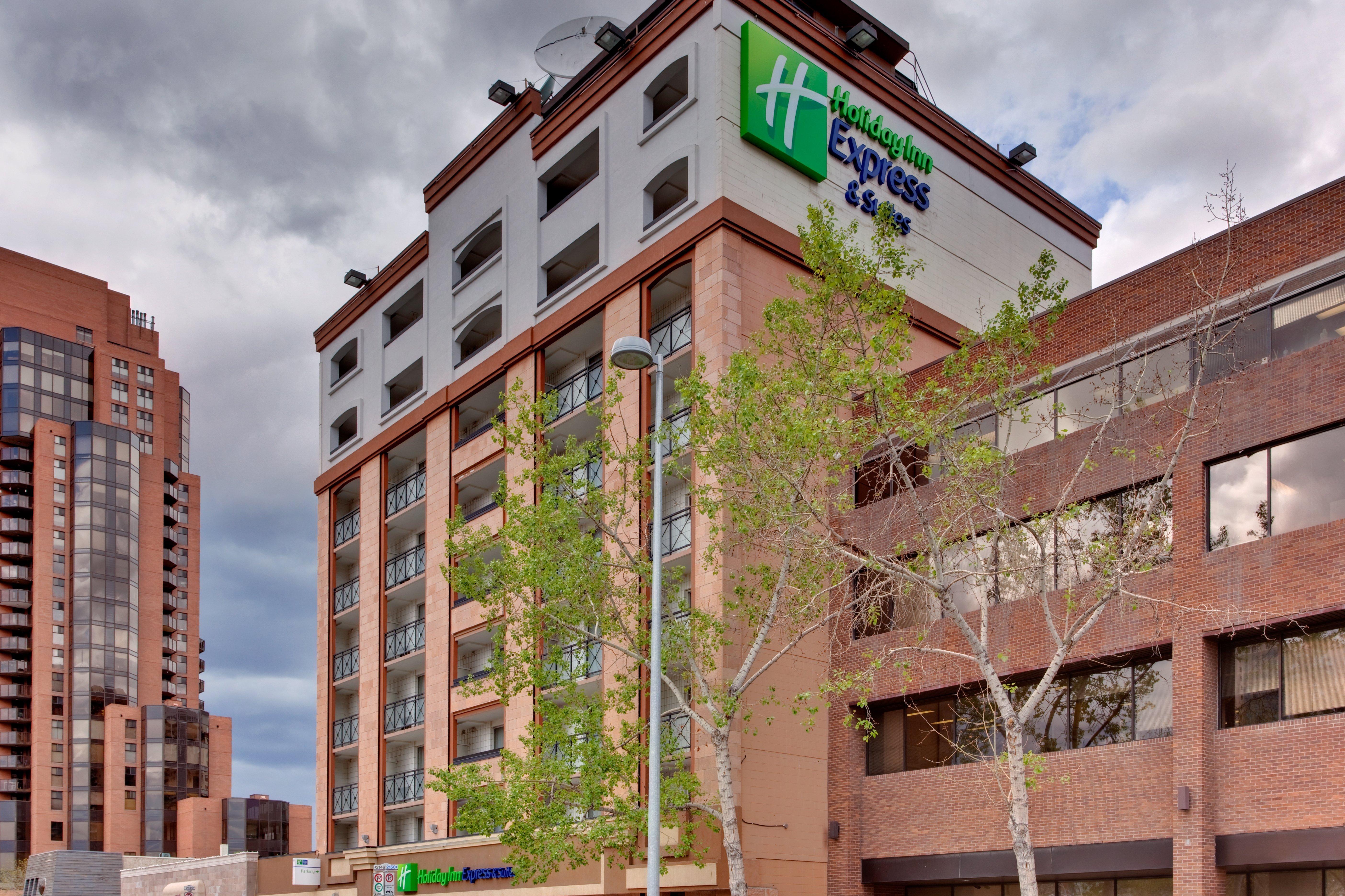 Holiday Inn Express And Suites Calgary By Ihg Екстер'єр фото
