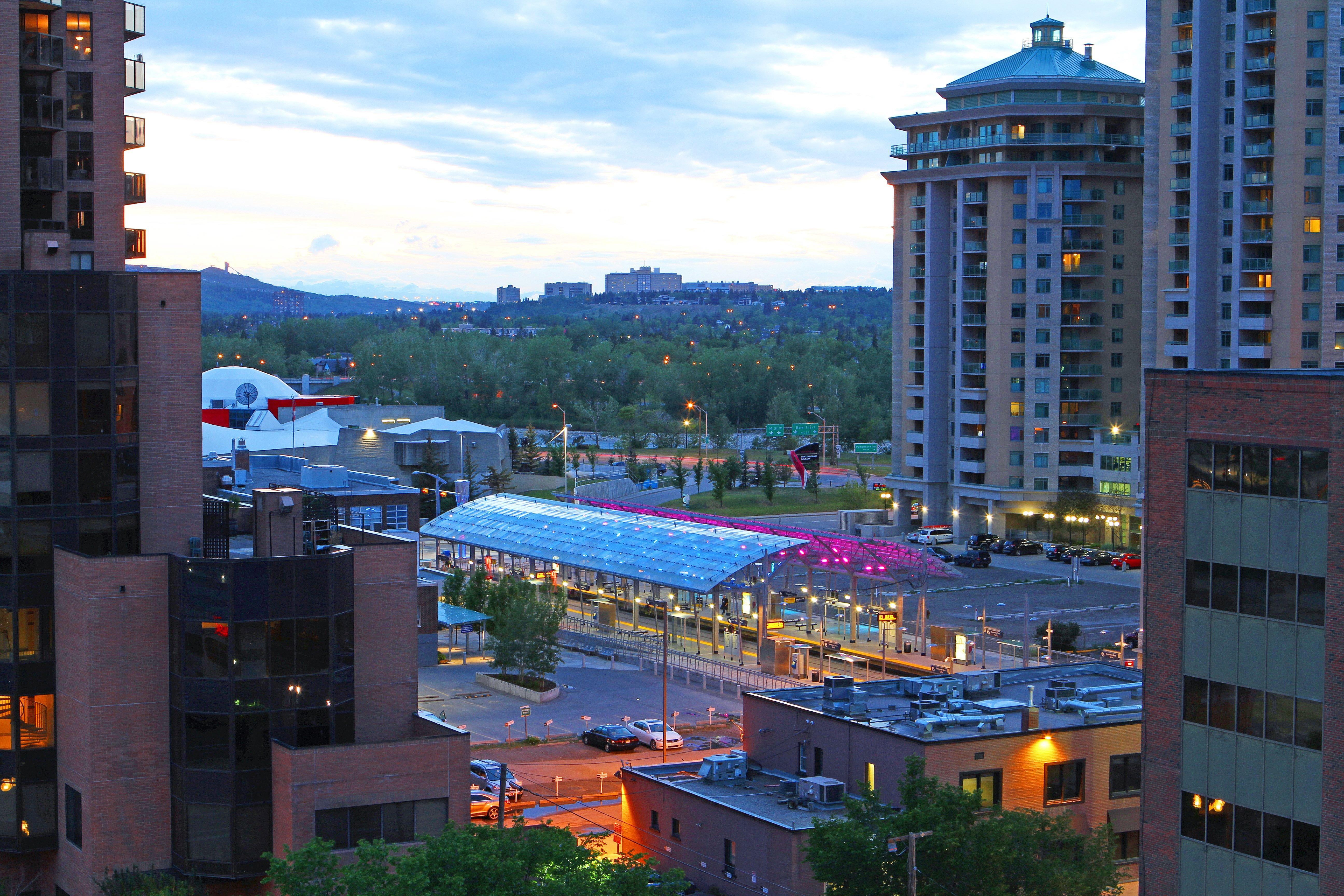 Holiday Inn Express And Suites Calgary By Ihg Екстер'єр фото